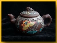 Tea pot / Čajová kanvica